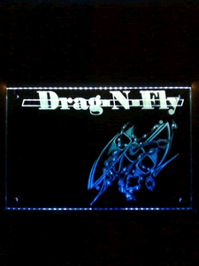 Illuminated Drag-n-Fly Sign